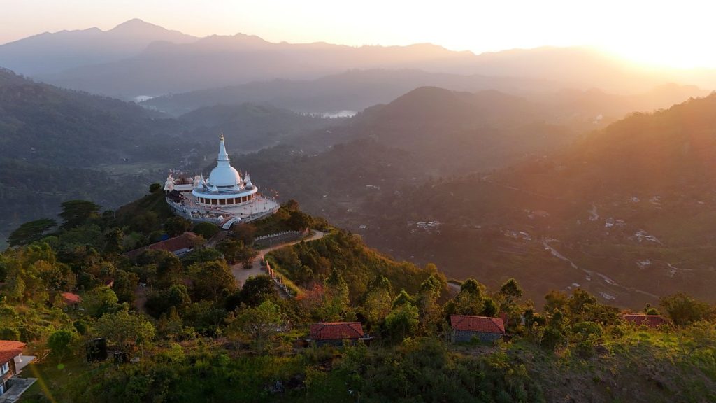Temple à Ella Mahamevnawa