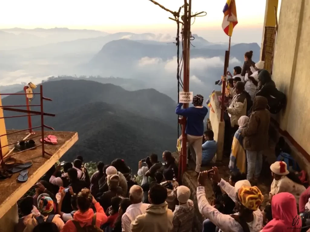 l'adam's peak au Sri Lanka