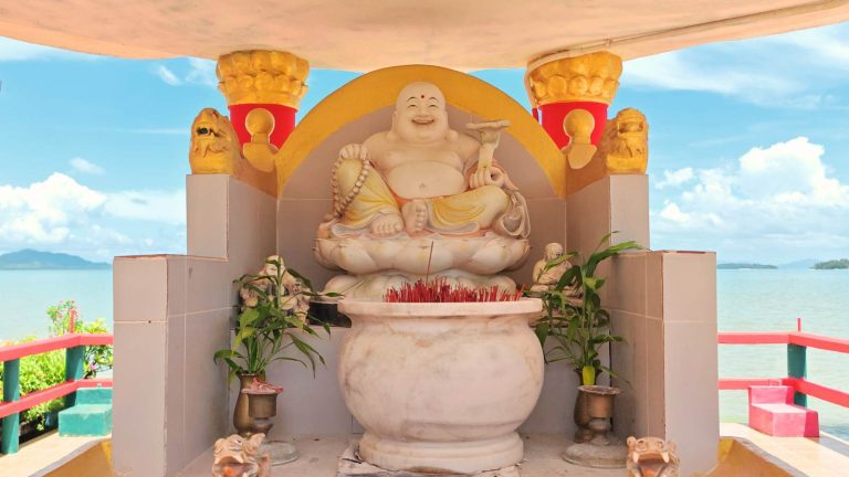 Un temple en vieille de Koh Lanta