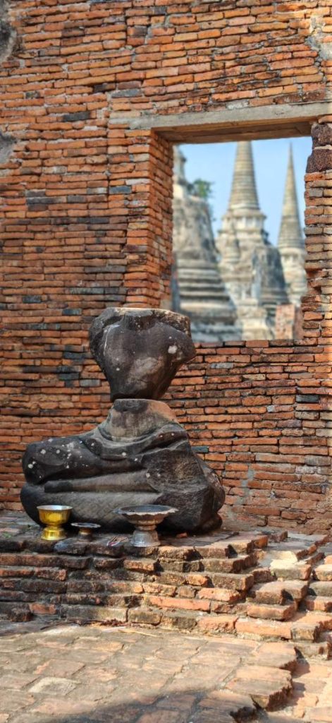 Statue de Bouddha à Ayutthaya