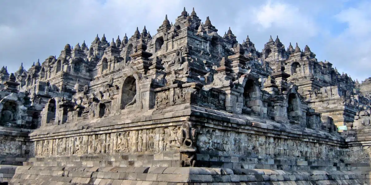 Guide complet pour visiter le Temple de Borobodur à Java