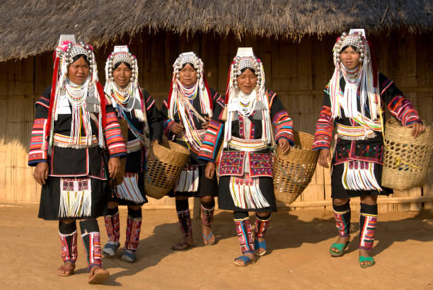 Femmes akhas au laos