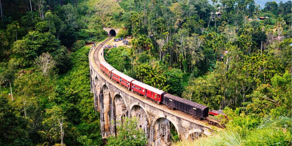 Le Nine Arch Bridge au Sri Lanka