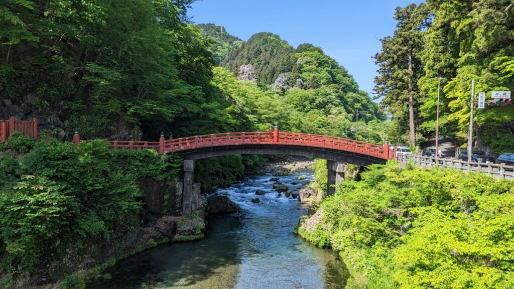 Le Pont Shinkyo Nikko au Japon