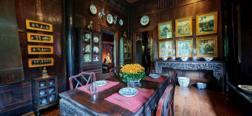 L'intérieur de la maison de Jim Thompson à Bangkok